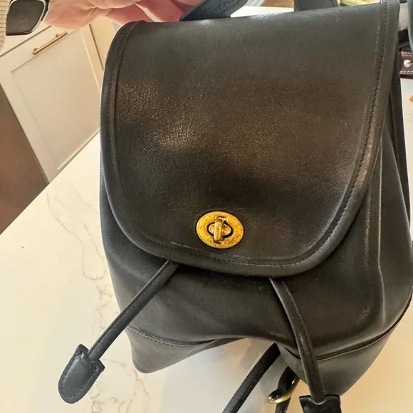 Vintage Coach Black Leather Turnlock Mini Backpack - Picture 3 of 6